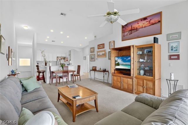 25009 Peacock LN 1-201, Naples, FL 34114