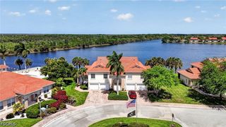 25009 Peacock LN 1-201, Naples, FL 34114