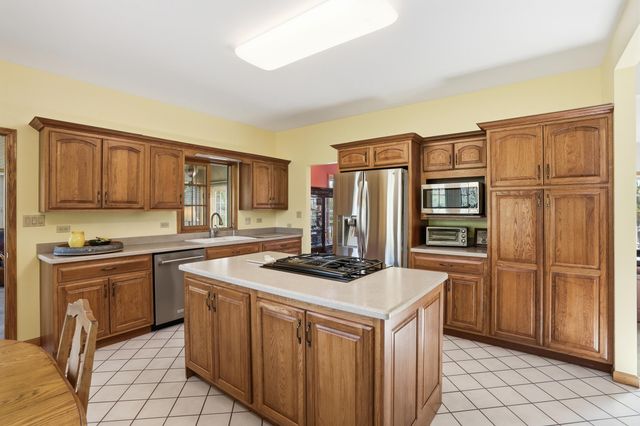 2385 Samuelson Road, Portage, IN 46368