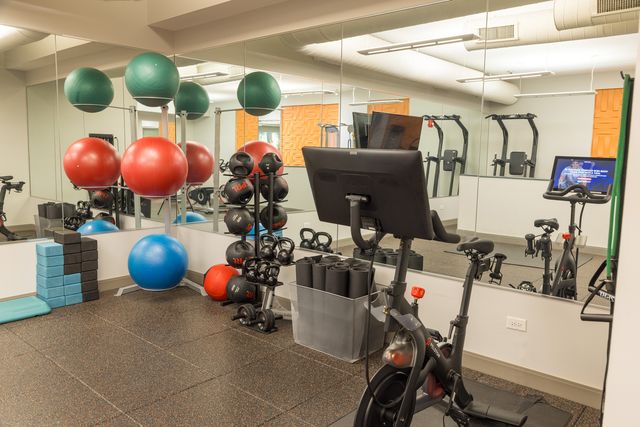 255 N Addison Avenue 336, Elmhurst, IL 60126