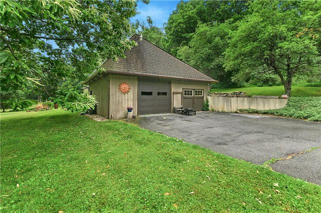 5735 Blue Church Road, Upper Saucon Twp, PA 18036