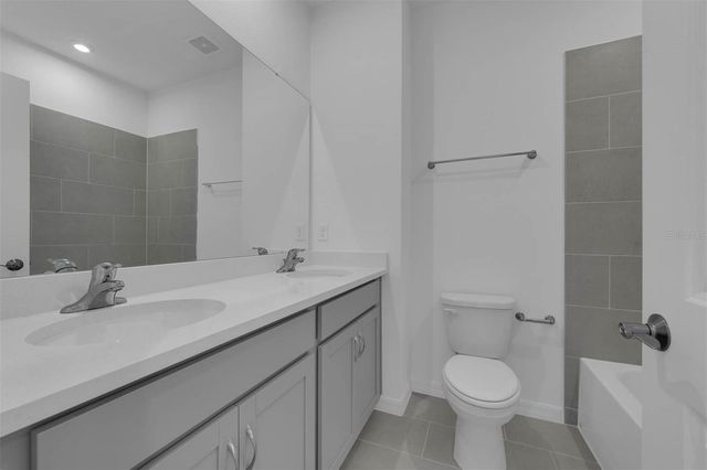 523 ORIENT AVENUE, Debary, FL 32713