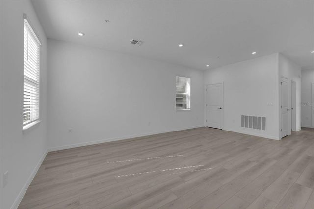 523 ORIENT AVENUE, Debary, FL 32713