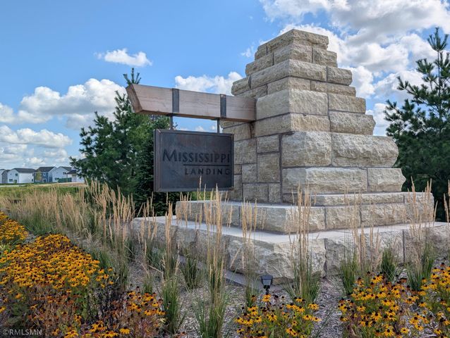 10592 Goodview Avenue S, Cottage Grove, MN 55016