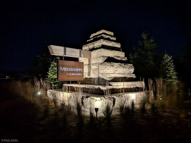 10592 Goodview Avenue S, Cottage Grove, MN 55016