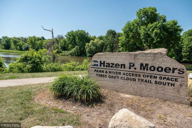 10592 Goodview Avenue S, Cottage Grove, MN 55016