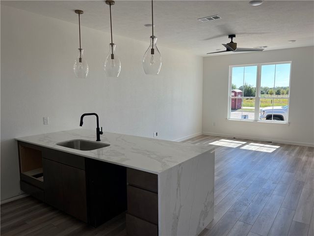 1223 Dorothy, College Station, TX 77845