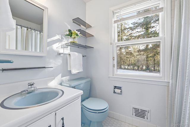 42 Butler Road, Scarsdale, NY 10583