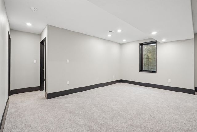 4010 Keagles Crossing, Cedar Falls, IA 50613