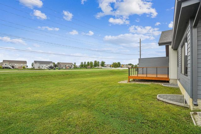 4010 Keagles Crossing, Cedar Falls, IA 50613