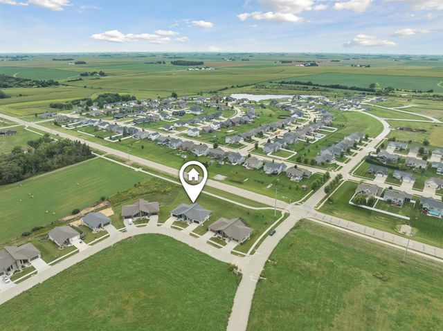 4010 Keagles Crossing, Cedar Falls, IA 50613