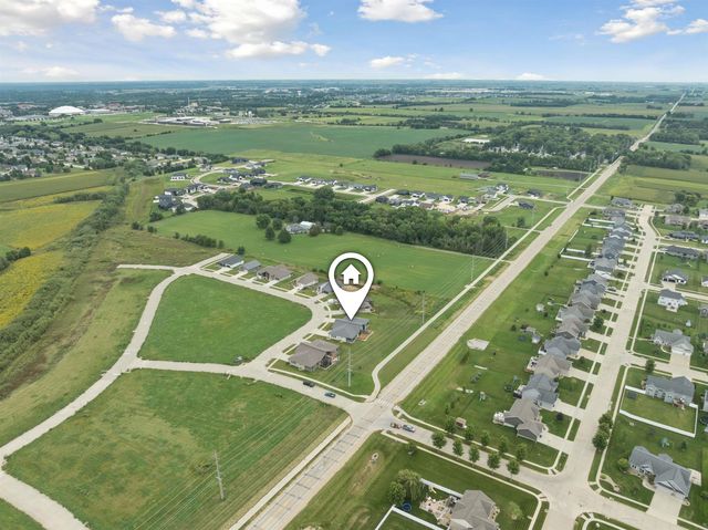 4010 Keagles Crossing, Cedar Falls, IA 50613