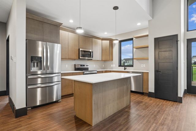 4010 Keagles Crossing, Cedar Falls, IA 50613