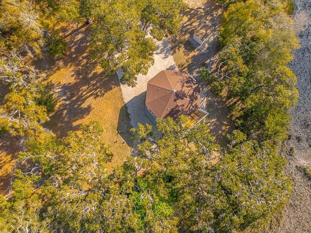 1368 NE Woodstork Way, Townsend, GA 31331