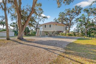 1368 NE Woodstork Way, Townsend, GA 31331