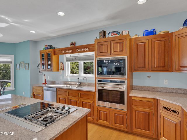 496 Proffitt Ridge Rd Road, Mooresburg, TN 37811