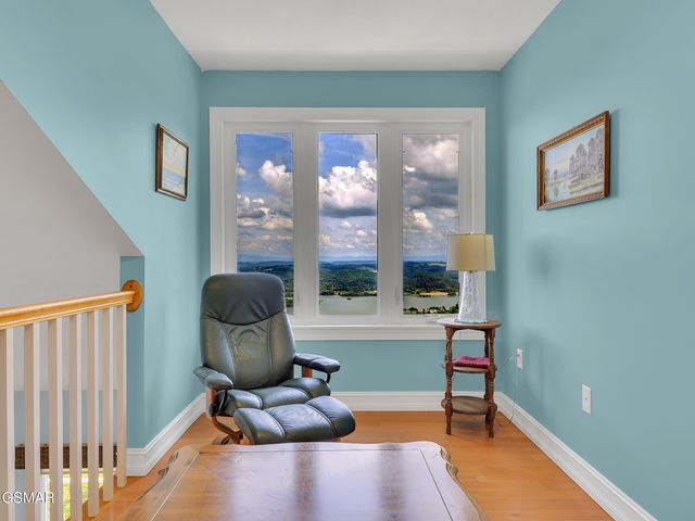 496 Proffitt Ridge Rd Road, Mooresburg, TN 37811