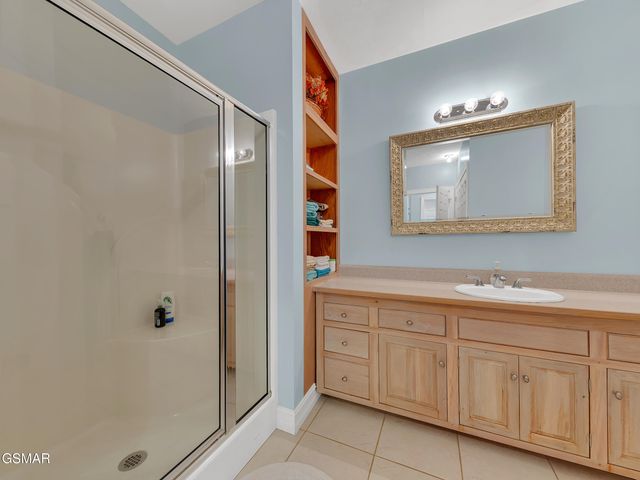 496 Proffitt Ridge Rd Road, Mooresburg, TN 37811