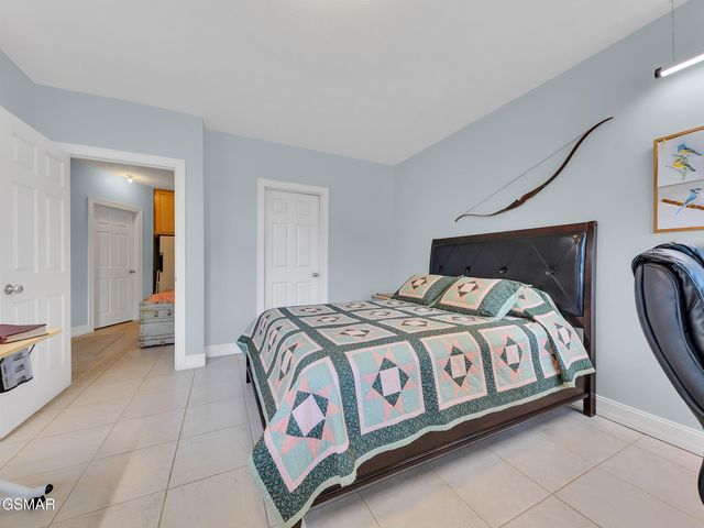 496 Proffitt Ridge Rd Road, Mooresburg, TN 37811