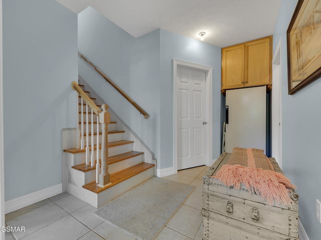 496 Proffitt Ridge Rd Road, Mooresburg, TN 37811