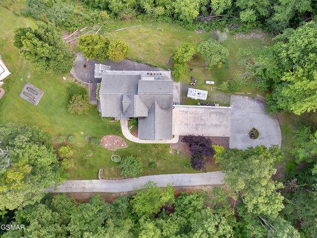 496 Proffitt Ridge Rd Road, Mooresburg, TN 37811