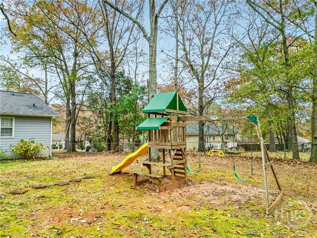 1020 Laurel Chase Run, Bishop, GA 30621