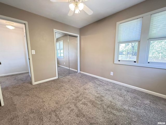 1005 EDISON Court, Pekin, IL 61554