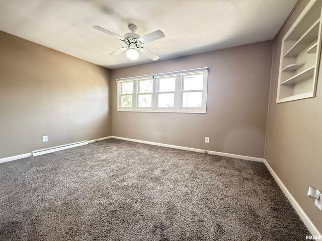 1005 EDISON Court, Pekin, IL 61554