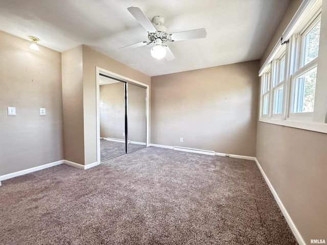 1005 EDISON Court, Pekin, IL 61554