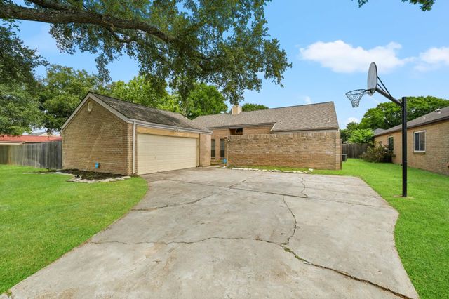 15026 Howland Street, Houston, TX 77084