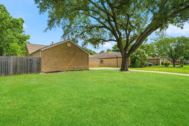15026 Howland Street, Houston, TX 77084