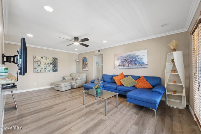 4120 N 78TH Street 214, Scottsdale, AZ 85251