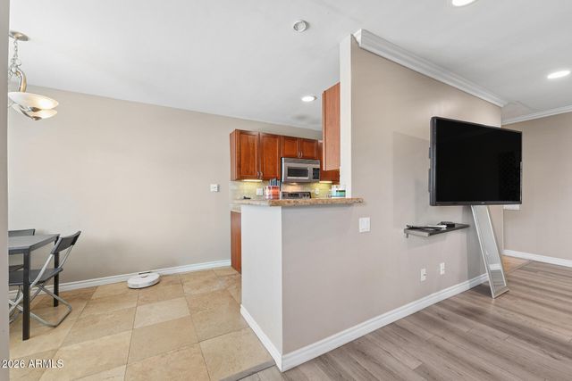 4120 N 78TH Street 214, Scottsdale, AZ 85251
