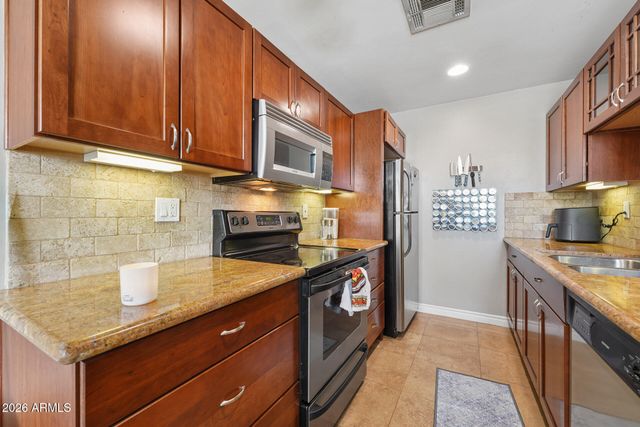 4120 N 78TH Street 214, Scottsdale, AZ 85251