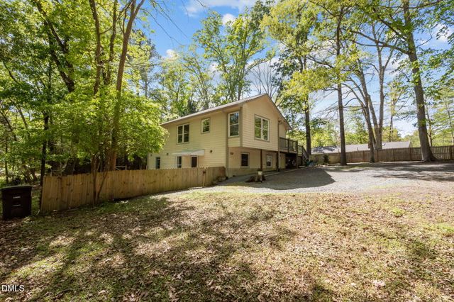 201 Simpson Street B, Carrboro, NC 27510