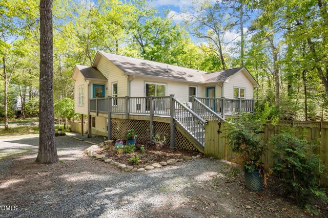 201 Simpson Street B, Carrboro, NC 27510