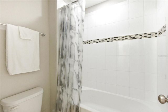 4201 OAKVIEW DRIVE, Davenport, FL 33837