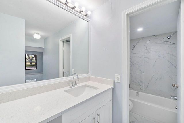 9960 Pineapple Tree Drive 107, Boynton Beach, FL 33436