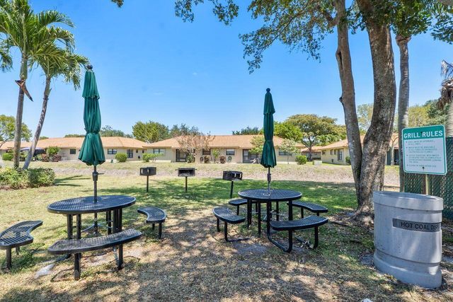 9960 Pineapple Tree Drive 107, Boynton Beach, FL 33436