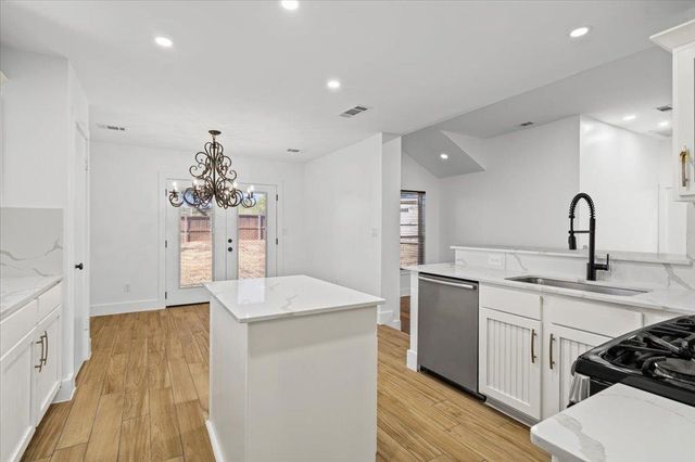 11418 Birchover LN, Austin, TX 78754