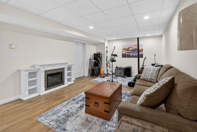 12 Ocean Walk Drive 12, Plymouth, MA 02346