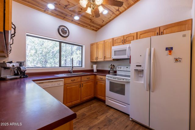2358 E Rainbow Lane, Pinetop, AZ 85935