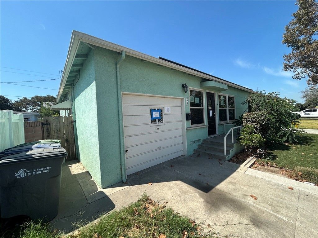 2736 E Jackson, Carson, CA 90810 — exterior