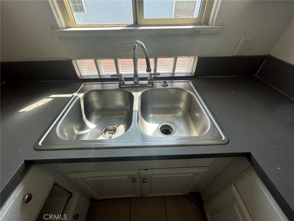 2736 E Jackson, Carson, CA 90810 — photo 4