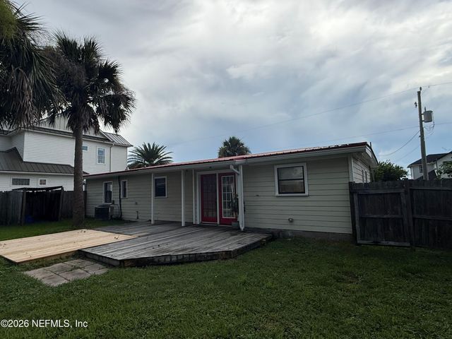 524 17TH Avenue N, Jacksonville Beach, FL 32250