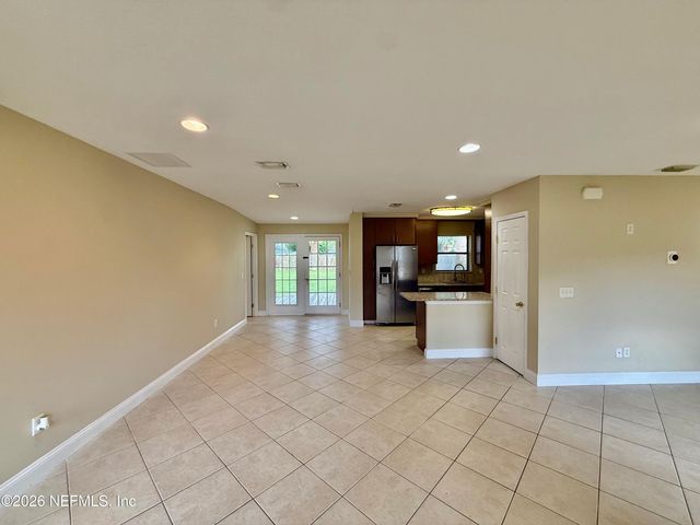 524 17TH Avenue N, Jacksonville Beach, FL 32250