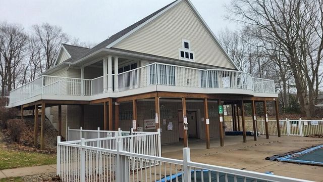 12670 Broadmoor Place, Grand Haven, MI 49417