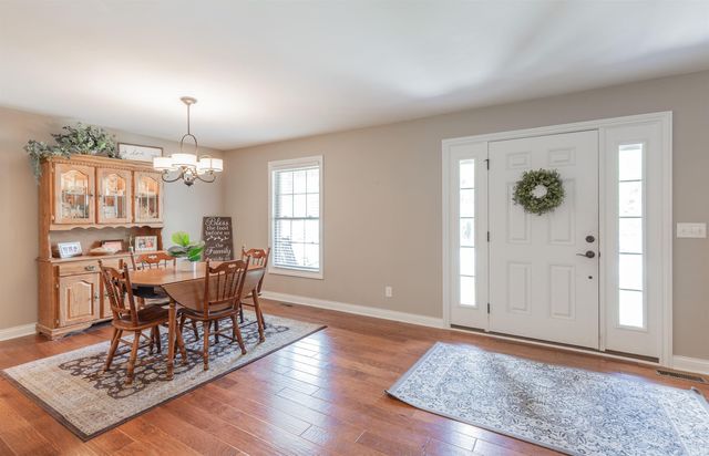 10160 S Quail Crossing, Haubstadt, IN 47639