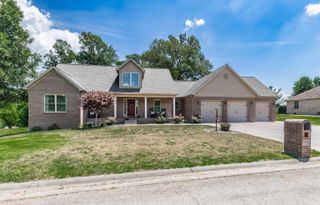 10160 S Quail Crossing, Haubstadt, IN 47639