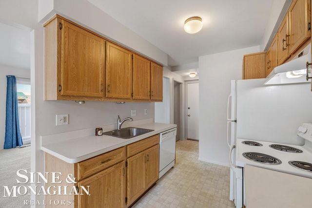 24151 Meadow Bridge Drive 8, Clinton Township, MI 48035